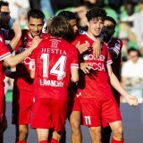 Joie des joueurs valaisans après le but du 1:1 marque par Théo Bouchlarhem